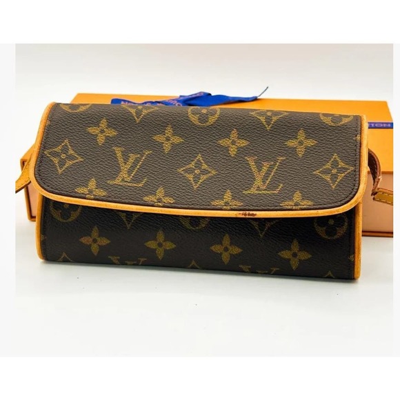Louis Vuitton Twin Pochette GM - Picture 1 of 14